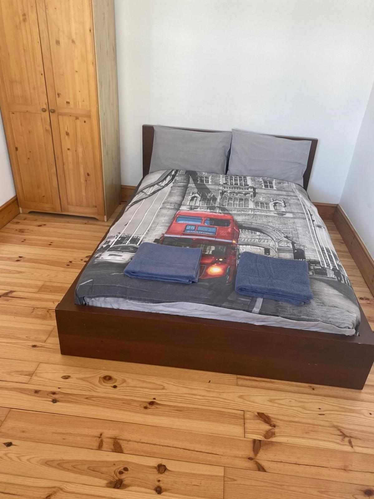 Lovely Rooms In West London Northolt  Екстер'єр фото
