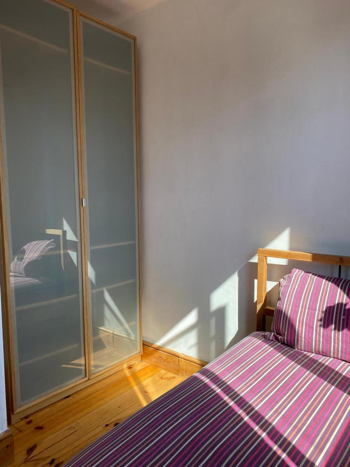 Lovely Rooms In West London Northolt  Екстер'єр фото